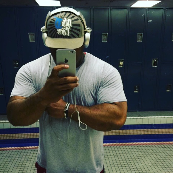 Meet your Posher, Nauces - Picture 3 of 3